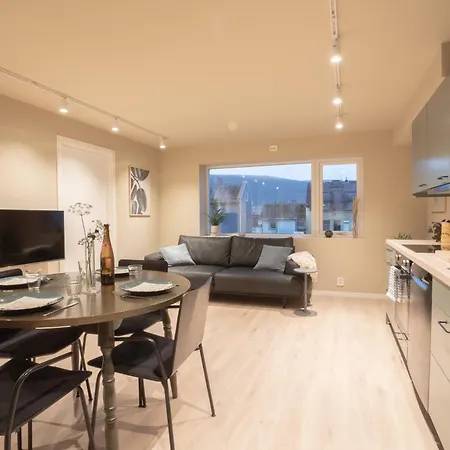 דירה Spacious And Elegant